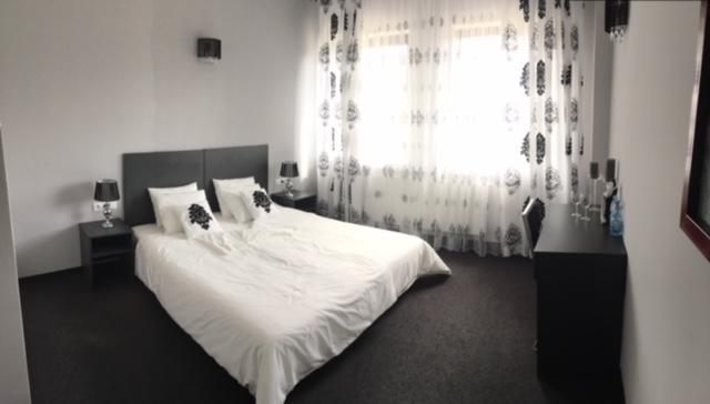 Bed and Breakfast Essenza Party Center Świdnica Esterno foto